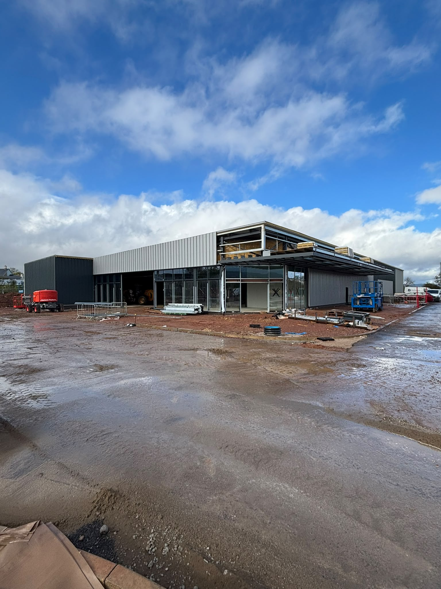 Aldi Wellington exterior during construction